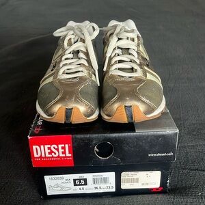 Diesel sneakers Gold